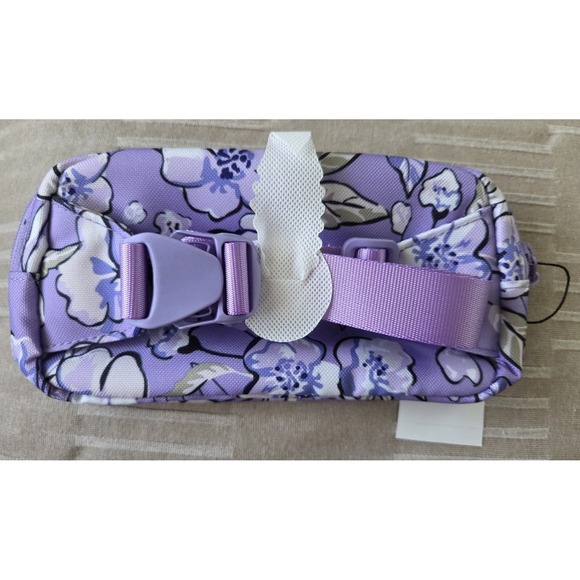 VERA‎ BRADLEY  Essential Mini Belt Bag  Wild Roses Lavender  NWT - Picture 2 of 4